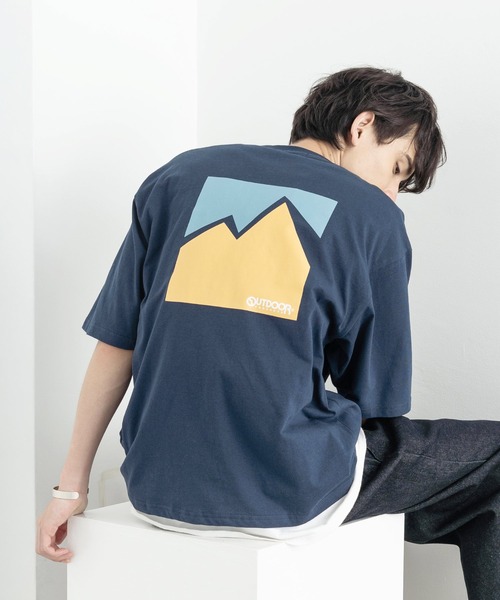 OUTDOOR PRODUCTS(アウトドアプロダクツ)の「OUTDOOR PRODUCTS アウトドアプロダクツ グラフィック 80年代 レトロ バックロゴ 半袖 プリントTEE(Tシャツ/カットソー・メンズ・ホワイト/ブラック/ネイビー/ブルー/グリーン/ホワイト系/ホワイト系1/ブラック系・M/L/XL)」の7枚目の写真