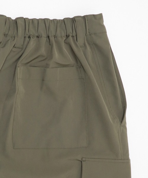 ikka(イッカ)の「ストレッチ冷感イージーカーゴパンツ(カーゴパンツ・メンズ・ブラック/オリーブ・S/M/L/XL)」の6枚目の写真