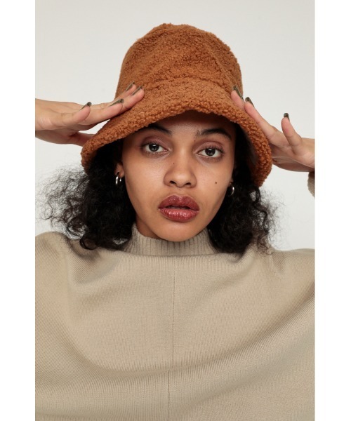 【YVES SALOMON】ムートン バケットハット SLY（スライ）の「F MOUTON 2WAY BUCKET HAT ムートン バケット