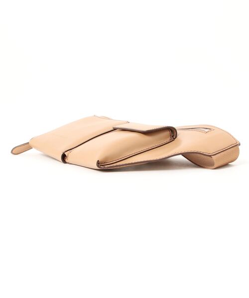 STELLA McCARTNEY(ステラマッカートニー)の「Zip It / ジップイット(ボディバッグ/ウエストポーチ・レディース・サンドベージュ/ブラック・ONE SIZE)」の10枚目の写真