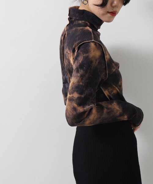 PUBLUX(パブリュクス)の「▽【PUBLUX/パブリュクス】タイダイテレコタートルトップス◇(Tシャツ/カットソー・レディース・ブラック/グレイッシュベージュ/ダークオレンジ・フリ-)」の8枚目の写真