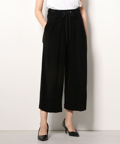 ROBES&CONFECTIONS（ローブスコンフェクションズ）の「Robes & Confections/ローブス&コンフェクションズ/コットンカシミヤロングパイルパンツ（その他パンツ・レディース・ブラック/ネイビー・1/3）」の2枚目の写真