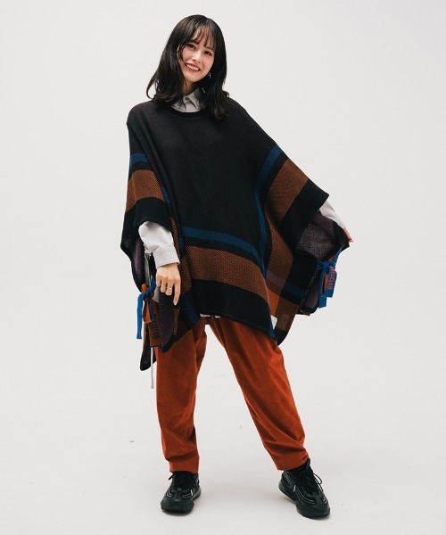 EFFECTEN（エフェクテン）の「mcg2937-St. Pitts knit poncho セントピッツニットポンチョ（ポンチョ・メンズ・ブラック系その他・FREE）」の16枚目の写真