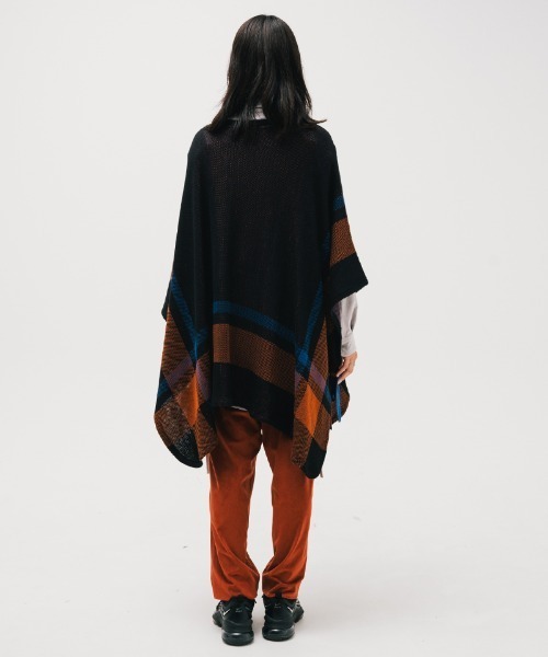 EFFECTEN（エフェクテン）の「mcg2937-St. Pitts knit poncho セントピッツニットポンチョ（ポンチョ・メンズ・ブラック系その他・FREE）」の8枚目の写真