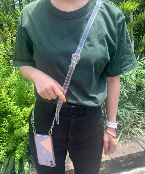 SPINNS（スピンズ）の「ウエスタンバックルデザイン ショルダーストラップ（スマホグッズ・レディース・クリア/ブラック・ONESIZE）」の2枚目の写真