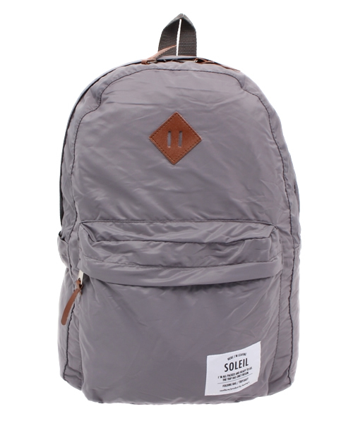 LBC(エルビーシー)の「レジスタントソレイユリュック(バックパック/リュック・レディース・ブラック/レッド/ネイビー/ベージュ/イエロー/オフホワイト/ワインレッド/グレー・ONE SIZE)」の4枚目の写真