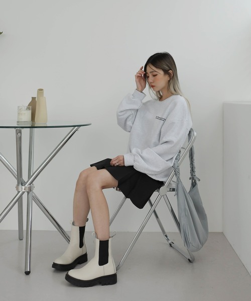 UNE MANSION（ユヌマンション）の「デイオーバーフィットトレーナー（Tシャツ/カットソー・レディース・クリーム/ライトグレー/ブラック・FREE）」の8枚目の写真