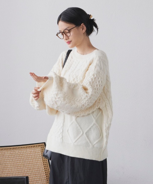 Libra Cue(リブラ キュー)の「2wayパターンニットカーディガン(カーディガン/ボレロ・レディース・アイボリー/ブラック/レッド・FREE)」の9枚目の写真