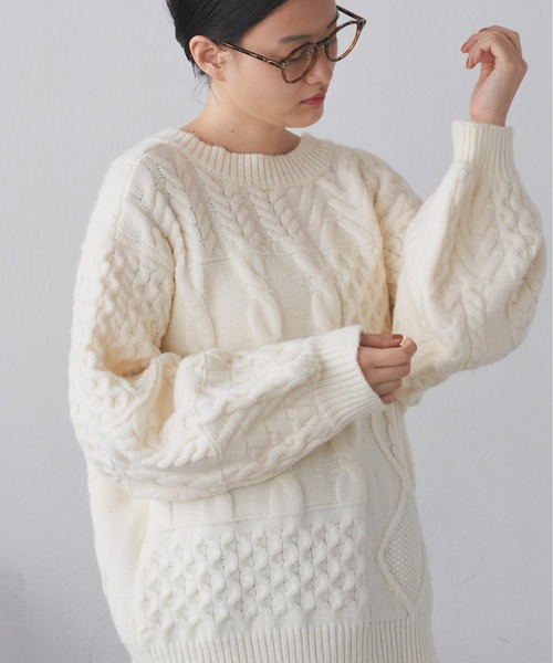 Libra Cue(リブラ キュー)の「2wayパターンニットカーディガン(カーディガン/ボレロ・レディース・アイボリー/ブラック/レッド・FREE)」の15枚目の写真