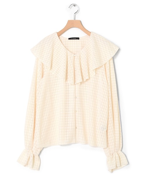 w closet(ダブルクローゼット)の「起毛レースラッフルブラウス(シャツ/ブラウス・レディース・アイボリー/ブルー/ブラック・FREE)」の5枚目の写真