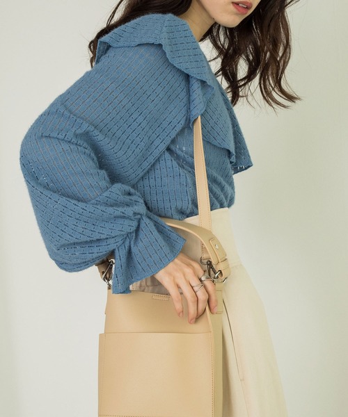 w closet(ダブルクローゼット)の「起毛レースラッフルブラウス(シャツ/ブラウス・レディース・アイボリー/ブルー/ブラック・FREE)」の20枚目の写真