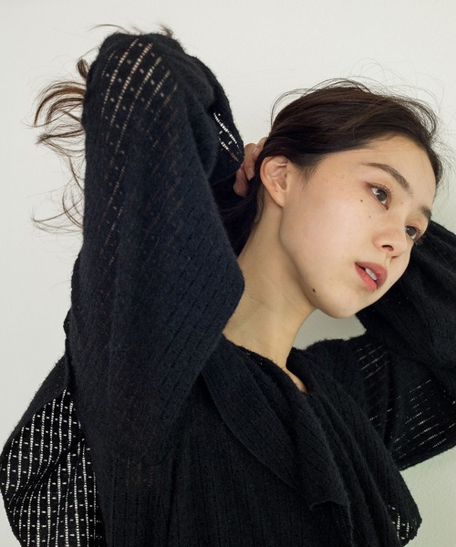 w closet(ダブルクローゼット)の「起毛レースラッフルブラウス(シャツ/ブラウス・レディース・アイボリー/ブルー/ブラック・FREE)」の13枚目の写真