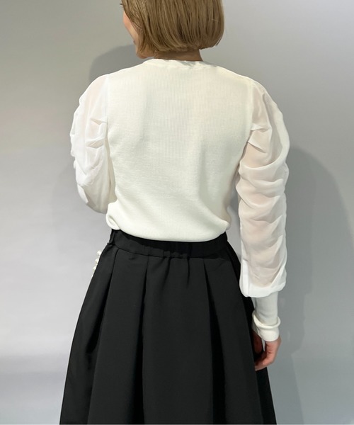 PICCIN（ピッチン）の「シャーリング袖ロングリブニット（ニット/セーター・レディース・ネイビー/ブラック/オフホワイト・M）」の7枚目の写真