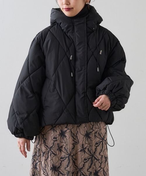 natural couture（ナチュラルクチュール）の「【WEB限定カラー有り】マイクロタフタダイヤキルト中綿ジャケット（ダウンジャケット/コート・レディース・アイボリー/ブラック/グレイッシュベージュ/ミント・FREE）」の22枚目の写真