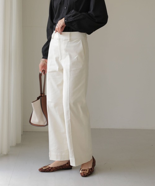 AMERICAN HOLIC(アメリカンホリック)の「ストレッチコールテンセンタープレスパンツ(その他パンツ・レディース・チャコールグレー/オフホワイト/サックスブルー/グレイッシュベージュ・S/M/L/XS)」の2枚目の写真