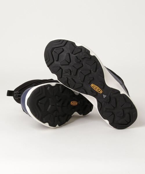 KEEN(キーン)の「UNEEK SNK CHUKKA WP / ユニーク スニーク チャッカ ウォータープルーフ(ブーツ・メンズ・ブラック×ブルー・28cm/26.5cm/27.5cm/28.5cm/29cm/25.5cm/26cm/25cm/27cm)」の3枚目の写真
