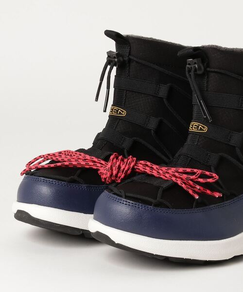 KEEN(キーン)の「UNEEK SNK CHUKKA WP / ユニーク スニーク チャッカ ウォータープルーフ(ブーツ・メンズ・ブラック×ブルー・28cm/26.5cm/27.5cm/28.5cm/29cm/25.5cm/26cm/25cm/27cm)」の4枚目の写真