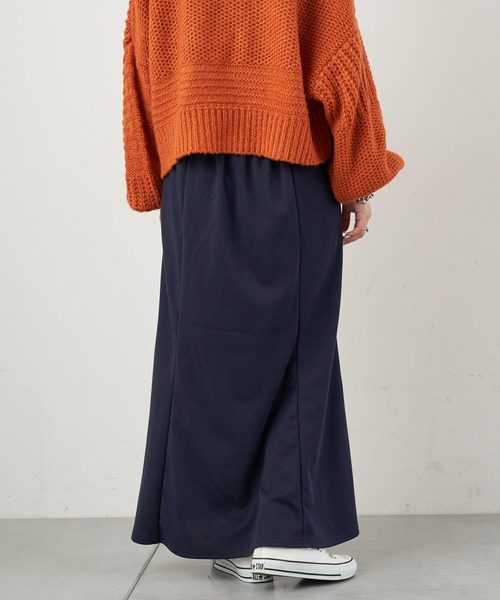 チロリンママです。トゥービーシック♡ネイビー　ウールスカートとカーディガン CIAOPANIC TYPY（チャオパニックティピー）の「【ZOZOTOWN限定】ポンチ