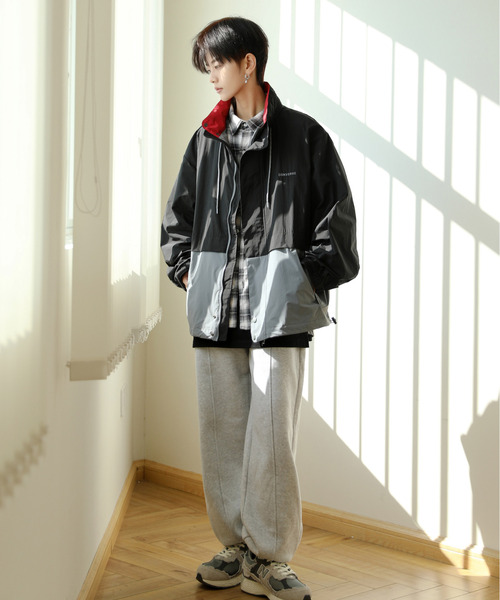 CONVERSE(コンバース)の「【neos -addictive design-】CONVERSE コンバース ルーズシルエット 配色 切替 インフード スタンド ナイロンジャケット(ナイロンジャケット・メンズ・ブラック/ネイビー/レッド・MEDIUM/LARGE/X-LARGE)」の8枚目の写真