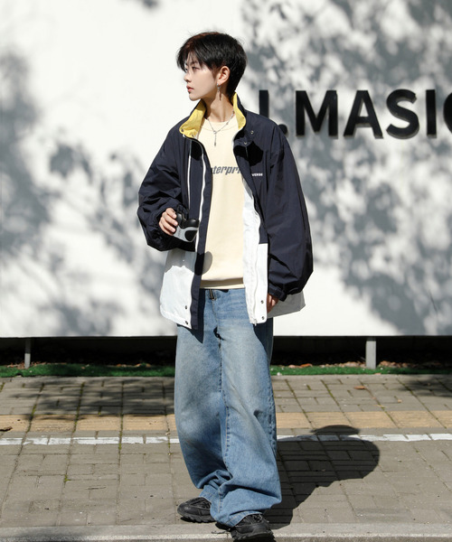 CONVERSE(コンバース)の「【neos -addictive design-】CONVERSE コンバース ルーズシルエット 配色 切替 インフード スタンド ナイロンジャケット(ナイロンジャケット・メンズ・ブラック/ネイビー/レッド・MEDIUM/LARGE/X-LARGE)」の11枚目の写真