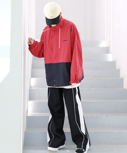 CONVERSE(コンバース)の「【neos -addictive design-】CONVERSE コンバース ルーズシルエット 配色 切替 インフード スタンド ナイロンジャケット(ナイロンジャケット・メンズ・ブラック/ネイビー/レッド・MEDIUM/LARGE/X-LARGE)」の15枚目の写真