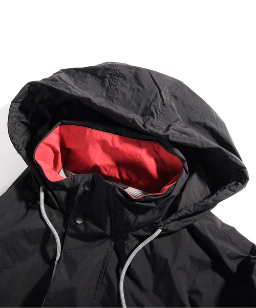 CONVERSE(コンバース)の「【neos -addictive design-】CONVERSE コンバース ルーズシルエット 配色 切替 インフード スタンド ナイロンジャケット(ナイロンジャケット・メンズ・ブラック/ネイビー/レッド・MEDIUM/LARGE/X-LARGE)」の21枚目の写真