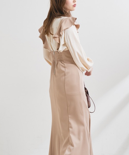 natural couture（ナチュラルクチュール）の「【WEB限定】ラッフル2WAYジャンバースカート（ジャンパースカート・レディース・ブラック/グレー/アイボリー/ピンクベージュ・FREE）」の15枚目の写真