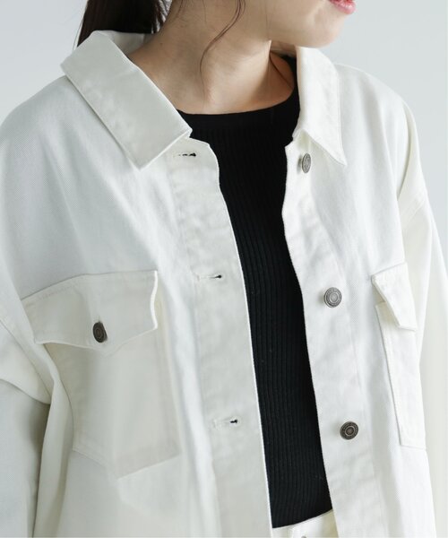 RAY CASSIN(レイカズン)の「カラーツイルボリューム袖ビッグGジャン(デニムジャケット・レディース・キナリ/グレイッシュベージュ/ワンウォッシュ・FREE)」の14枚目の写真