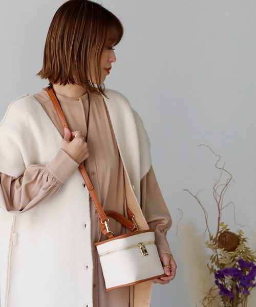 VitaFelice（ヴィータフェリーチェ）の「2WAYバニティバッグ ショルダーバッグ（ショルダーバッグ・レディース・ブラック/ブラウン系その他・FREE）」の6枚目の写真