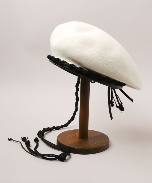 呪術廻戦 0 x CA4LA MIGUEL BERET ミゲル　ベレー帽 CA4LA（カシラ）の「劇場版 呪術廻戦 0 x CA4LA MIGUEL BERET