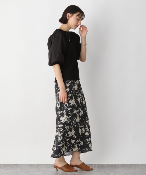 A part by(アパートバイ)の「ドッキングパフプルオーバー_6分袖 276087(Tシャツ/カットソー・レディース・ブラック/オフホワイト/ブラック系その他2・FREE)」の21枚目の写真