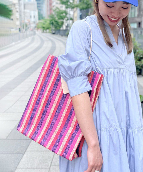 EleSac（エルサック）の「【ELESAC/エルサック】PAPIRO L：トートバッグ（トートバッグ・レディース・ブラウン/イエロー/ピンク/ブラック/ベージュ/パープル/ライトグレー/ライトグリーン・FREE）」の8枚目の写真