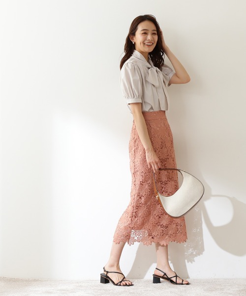 N.(N. Natural Beauty Basic)(エヌエヌナチュラルビューティーベーシック)の「◆リボンタイブラウス(シャツ/ブラウス・レディース・ライトグレー/ダークグレー/イエロー・MEDIUM)」の12枚目の写真