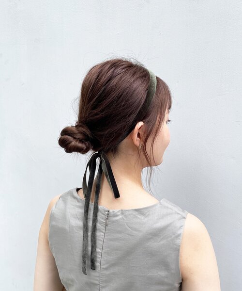 OPAQUE.CLIP（オペークドットクリップ）の「◆ベロアリボンカチューシャ（その他ヘアアクセサリー・レディース・ブラック/ダークブラウン/オリーブ・00）」の5枚目の写真