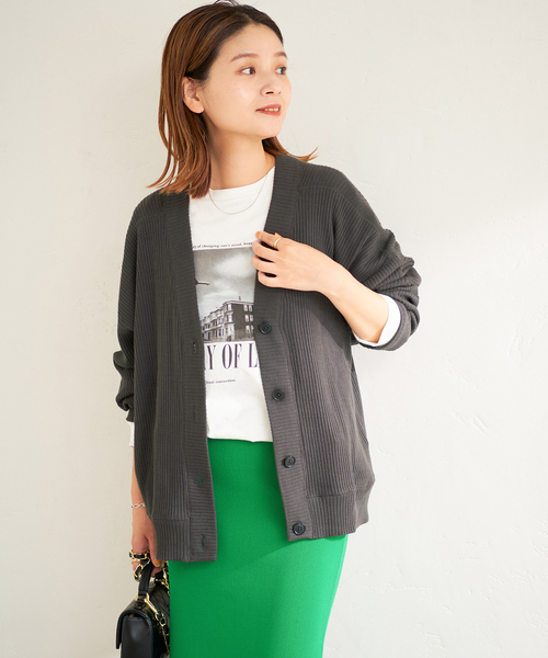 JOURNAL STANDARD（ジャーナルスタンダード）の「ハリヌキリブカーディガン（カーディガン/ボレロ・レディース・チャコールグレー/ベージュ/レッド・FREE）」の8枚目の写真