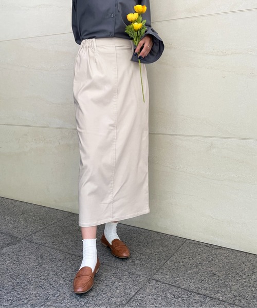 StyleSea（スタイルシー）の「前後2WAYスリットタイトロングスカート（スカート・レディース・ブラック/パープル/カーキ/グレイッシュベージュ・FREE）」の18枚目の写真