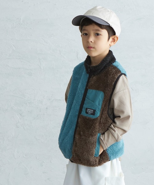 PAIRMANON STREET（ペアマノンストリート）の「【PAIRMANON STREET】【ふわふわボア】クレイジーカラーボアベスト（ベスト・キッズ・ブルー/チャコール/ベージュ/ブラック・130/140/120/110/100/90/150）」の4枚目の写真