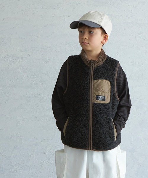 PAIRMANON STREET（ペアマノンストリート）の「【PAIRMANON STREET】【ふわふわボア】クレイジーカラーボアベスト（ベスト・キッズ・ブルー/チャコール/ベージュ/ブラック・130/140/120/110/100/90/150）」の2枚目の写真