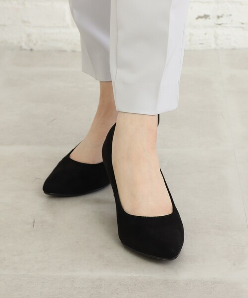 SHOO・LA・RUE(シューラルー)の「◆【消臭/耐滑】ヒールが太めで安定感あり!ポインテッド パンプス(パンプス・レディース・ピンク系/ブラック/サンドベージュ・35/45/25)」の6枚目の写真