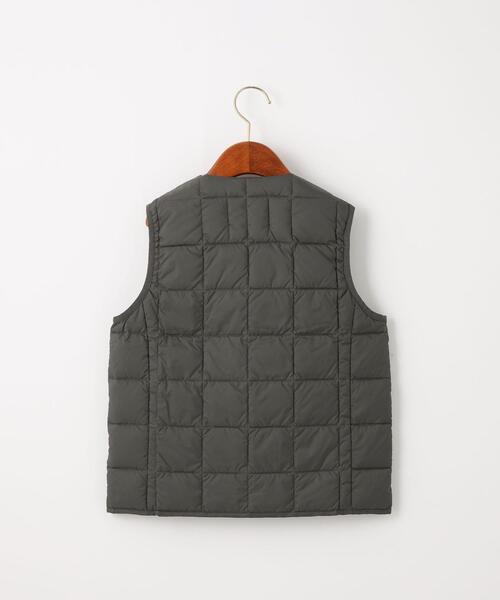 TAION（タイオン）の「＜TAION＞ Vネック ボタン ベスト 110-140cm（ダウンベスト・キッズ・ブラック/オリーブ/オフホワイト/ダークグレー/ライトブルー・110cm/140cm/120cm/130cm）」の6枚目の写真
