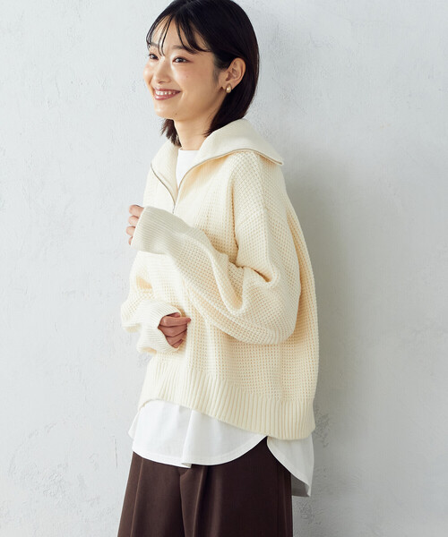 COMME CA ISM（コムサイズム）の「【Online Store限定カラー：ライラック、イエローグリーン】ハーフジップニット（ニット/セーター・レディース・ブラウン/アイボリー/ライラック/イエロー×グリーン・MEDIUM/LARGE）」の6枚目の写真