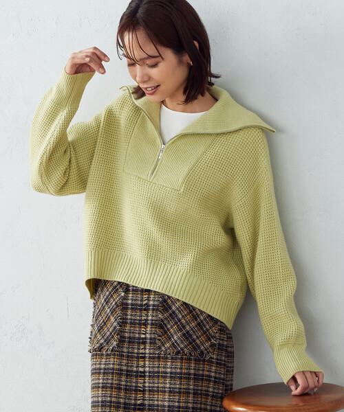 COMME CA ISM（コムサイズム）の「【Online Store限定カラー：ライラック、イエローグリーン】ハーフジップニット（ニット/セーター・レディース・ブラウン/アイボリー/ライラック/イエロー×グリーン・MEDIUM/LARGE）」の11枚目の写真
