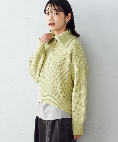 COMME CA ISM（コムサイズム）の「【Online Store限定カラー：ライラック、イエローグリーン】ハーフジップニット（ニット/セーター・レディース・ブラウン/アイボリー/ライラック/イエロー×グリーン・MEDIUM/LARGE）」の13枚目の写真