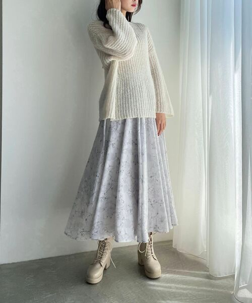 MAJESTIC LEGON(マジェスティックレゴン)の「シャドーフラワーサーキュラースカート(スカート・レディース・グレー系その他/ホワイト系その他2/ブラウン系その他2・SMALL/MEDIUM)」の16枚目の写真