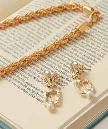 パールスクエアピアス