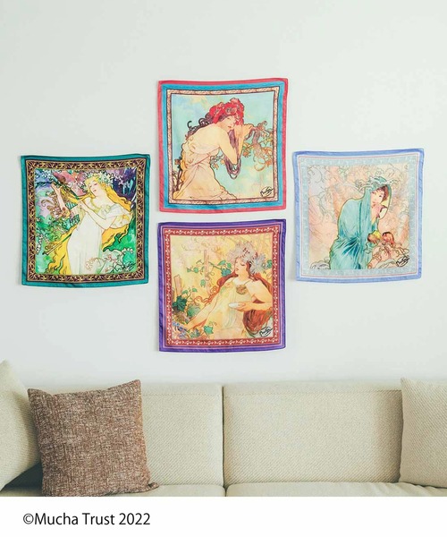 IEDIT（イディット）の「ＩＥＤＩＴ　繊細で優美なミュシャの世界を楽しむ　コットンマルチクロス（バンダナ/スカーフ・レディース・その他1/その他2・ONE SIZE）」の5枚目の写真