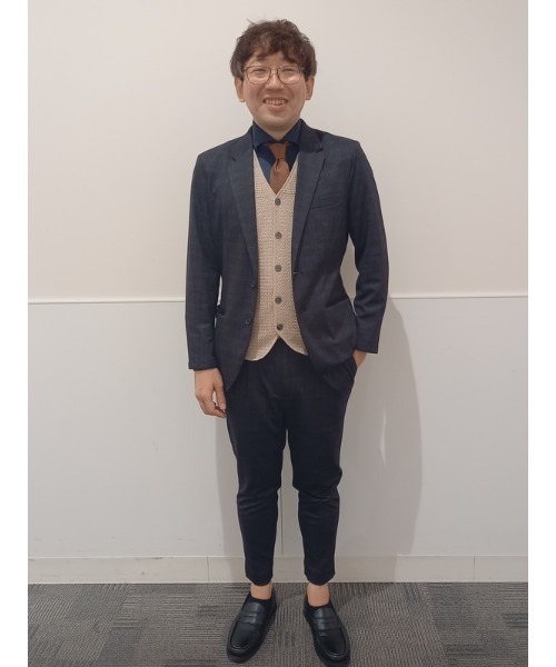 Perfect Suit FActory（パーフェクトスーツファクトリー）の「12ゲージ ハチス鹿の子×バスケット切替 ジレ グレー/ベージュ/ブラウン（ニット/セーター・メンズ・グレー/ダークブラウン/ベージュ・LL/L/M）」の22枚目の写真