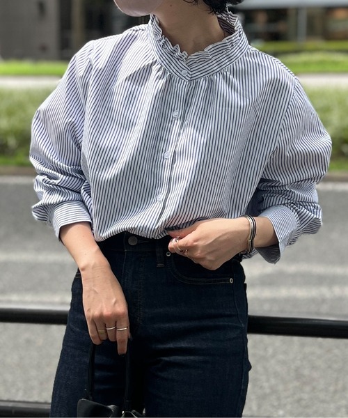 Chez toi（シェトワ）の「ネックフリル裾ラウンドシャツ（シャツ/ブラウス・レディース・ネイビー/オフホワイト/ブルー・FREE）」の19枚目の写真