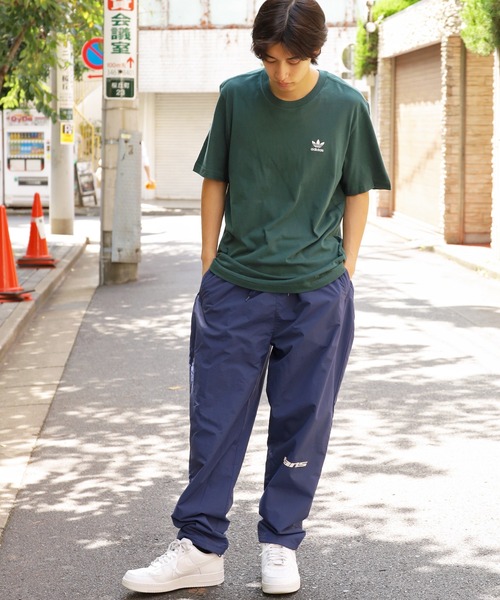 VANS（バンズ）の「VANS/ヴァンズ M Nylon PNT ナイロンパンツ（スウェットパンツ・メンズ・ブラック/ネイビー・M/L/XL）」の17枚目の写真