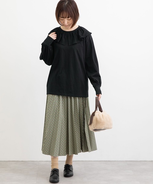 POU DOU DOU(プードゥドゥ)の「ラッフルカラープルオーバー(Tシャツ/カットソー・レディース・オフホワイト/ブラック・3)」の15枚目の写真